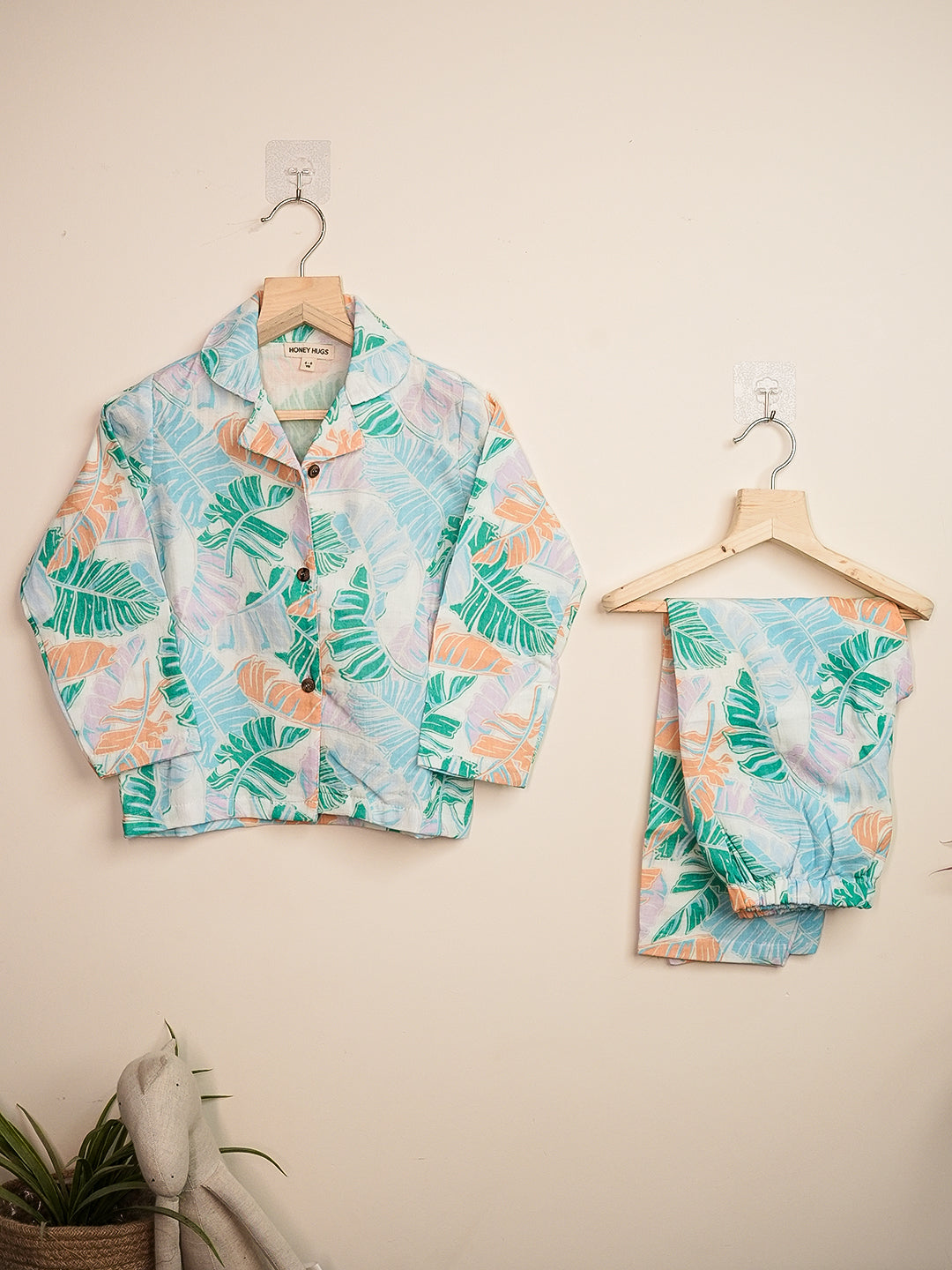 Leafy Fun (Winter Nightwear)
