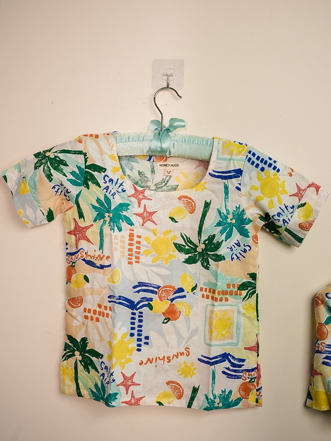 Hugsnbuds Linen Top & Shorts Set – Coconut Tree Print