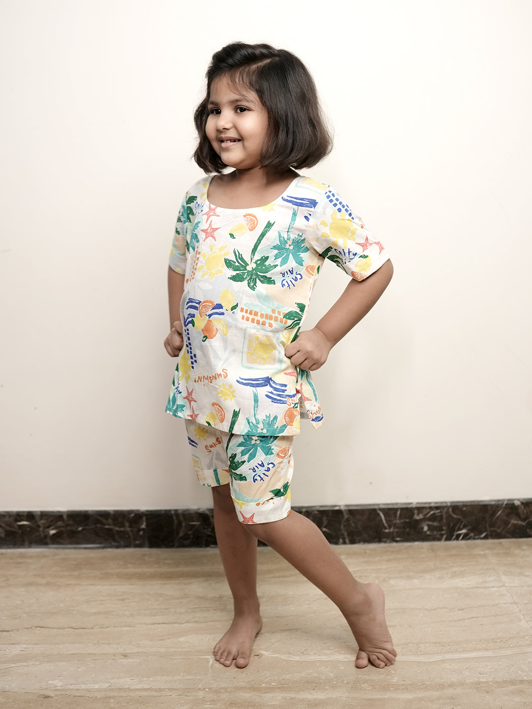 Hugsnbuds Linen Top & Shorts Set – Coconut Tree Print